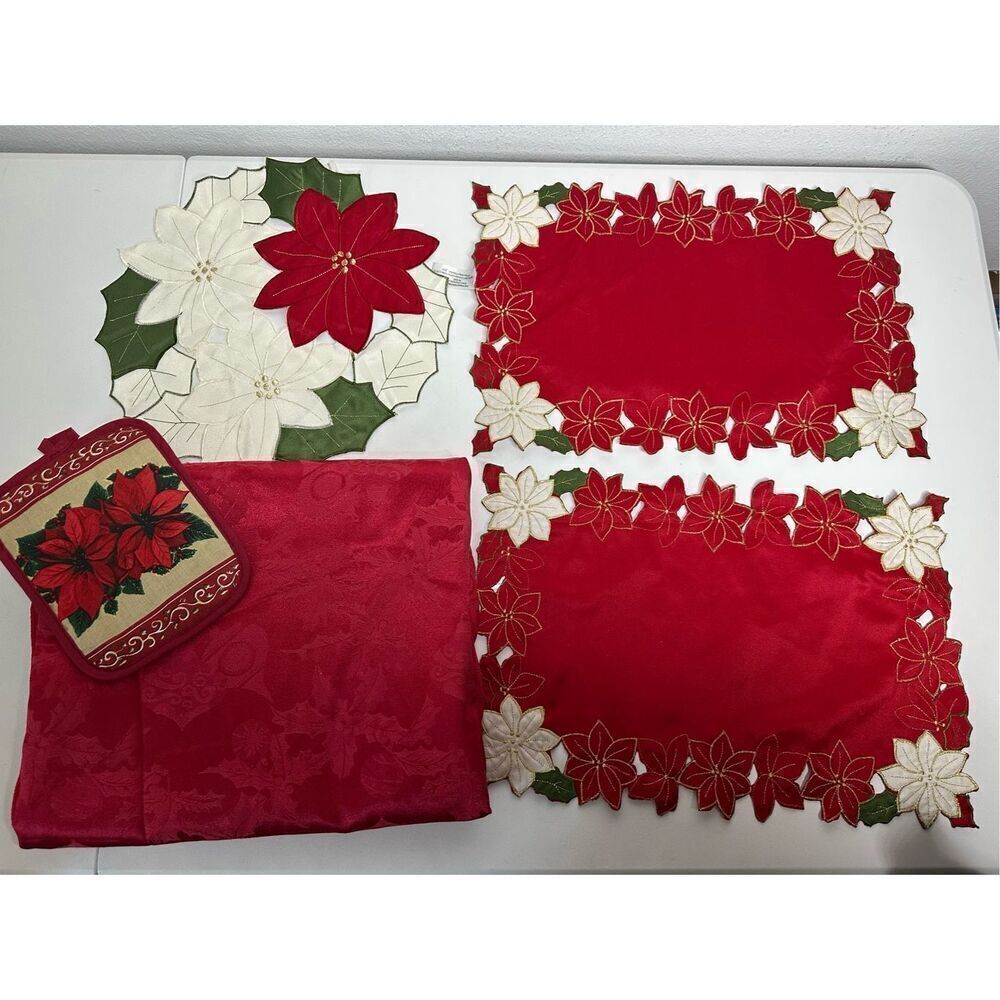 Christmas Table Set 5 Pcs Tablecloth 2 Placemats Centerpiece Mat Pot Holder Note